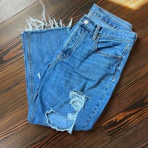 Old Navy High Rise Slouchy Straight Jeans